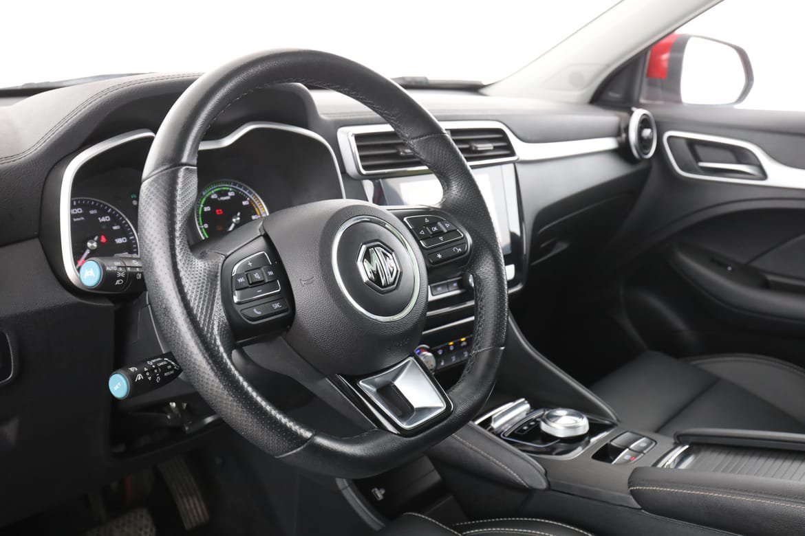 Vehicle Image 12