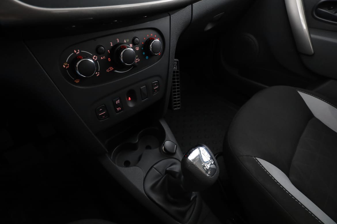 Vehicle Image 20