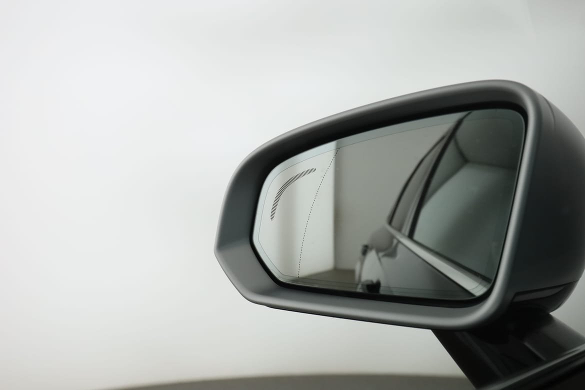 Vehicle Image 38