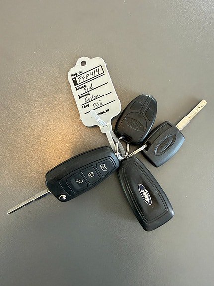 Vehicle Image 15