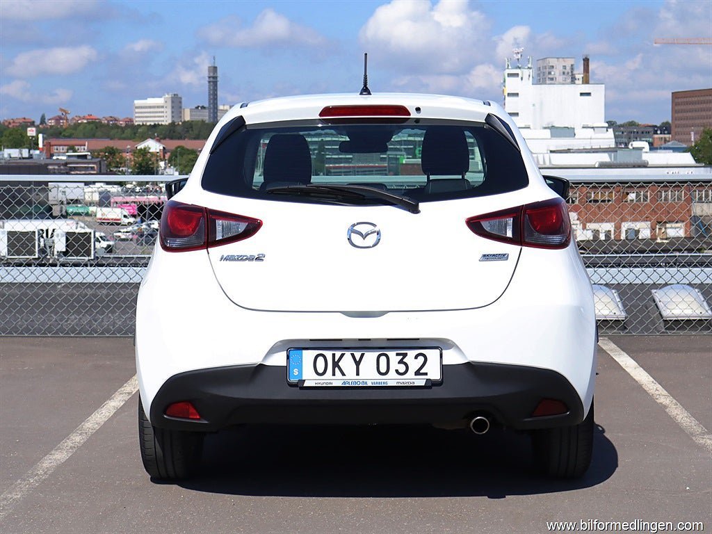 Vehicle Image 19