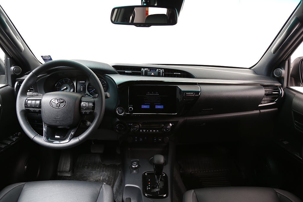 Vehicle Image 18