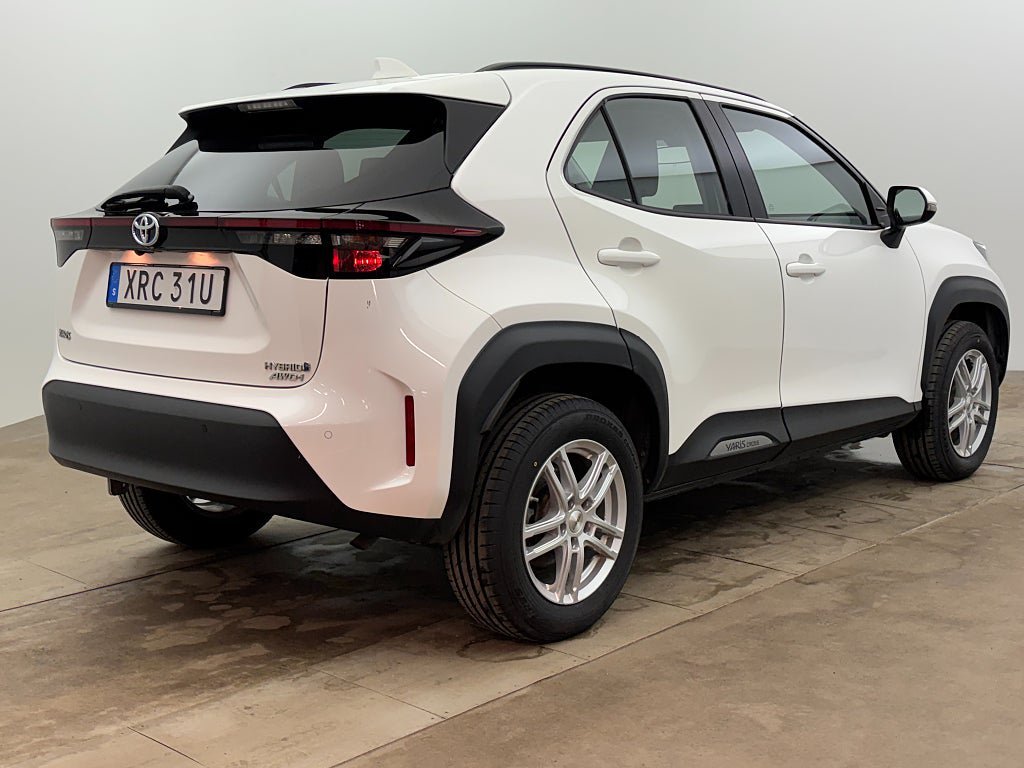 Vehicle Image 6