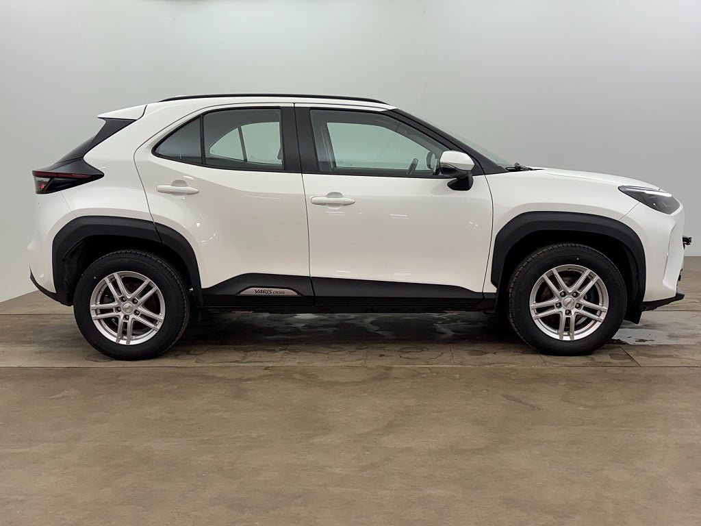 Vehicle Image 7