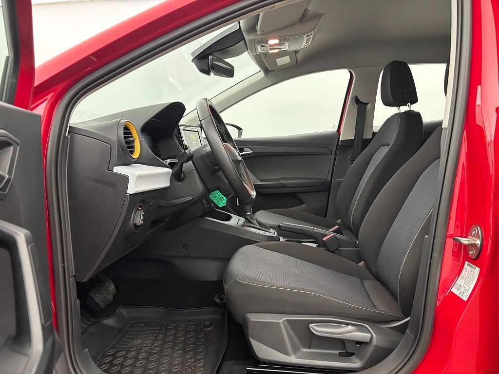 Vehicle Image 13