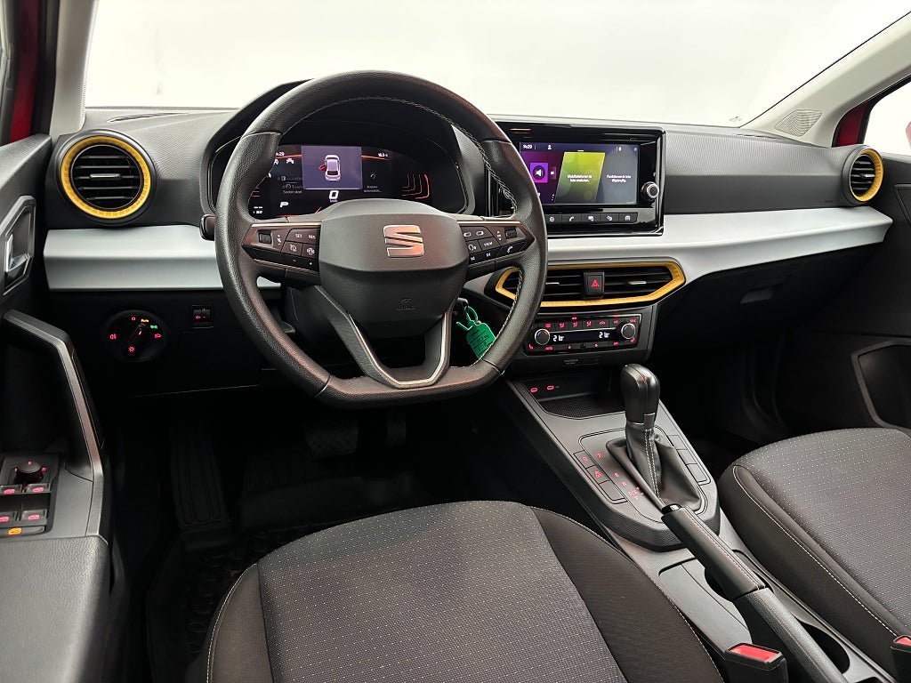 Vehicle Image 19