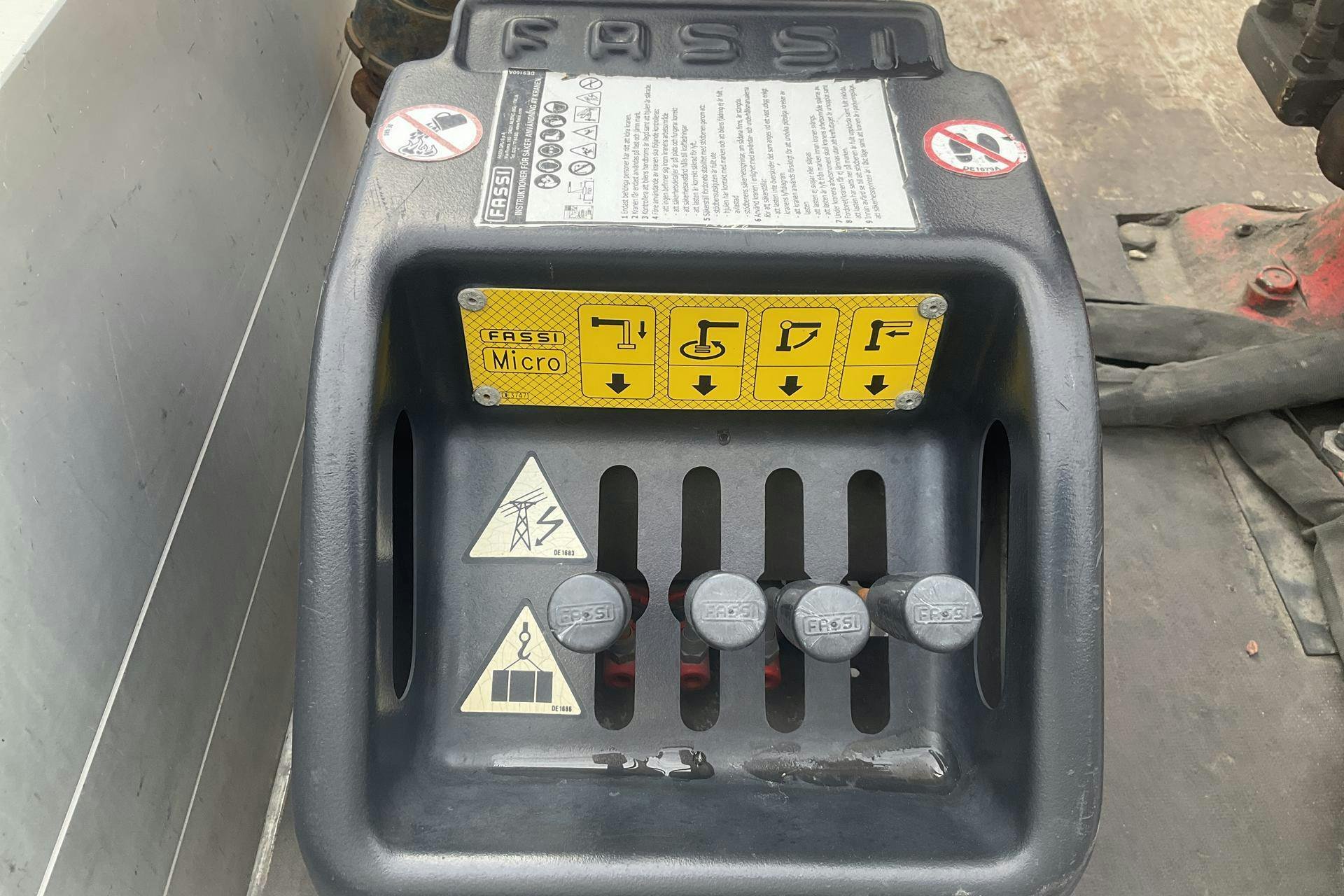 Vehicle Image 13