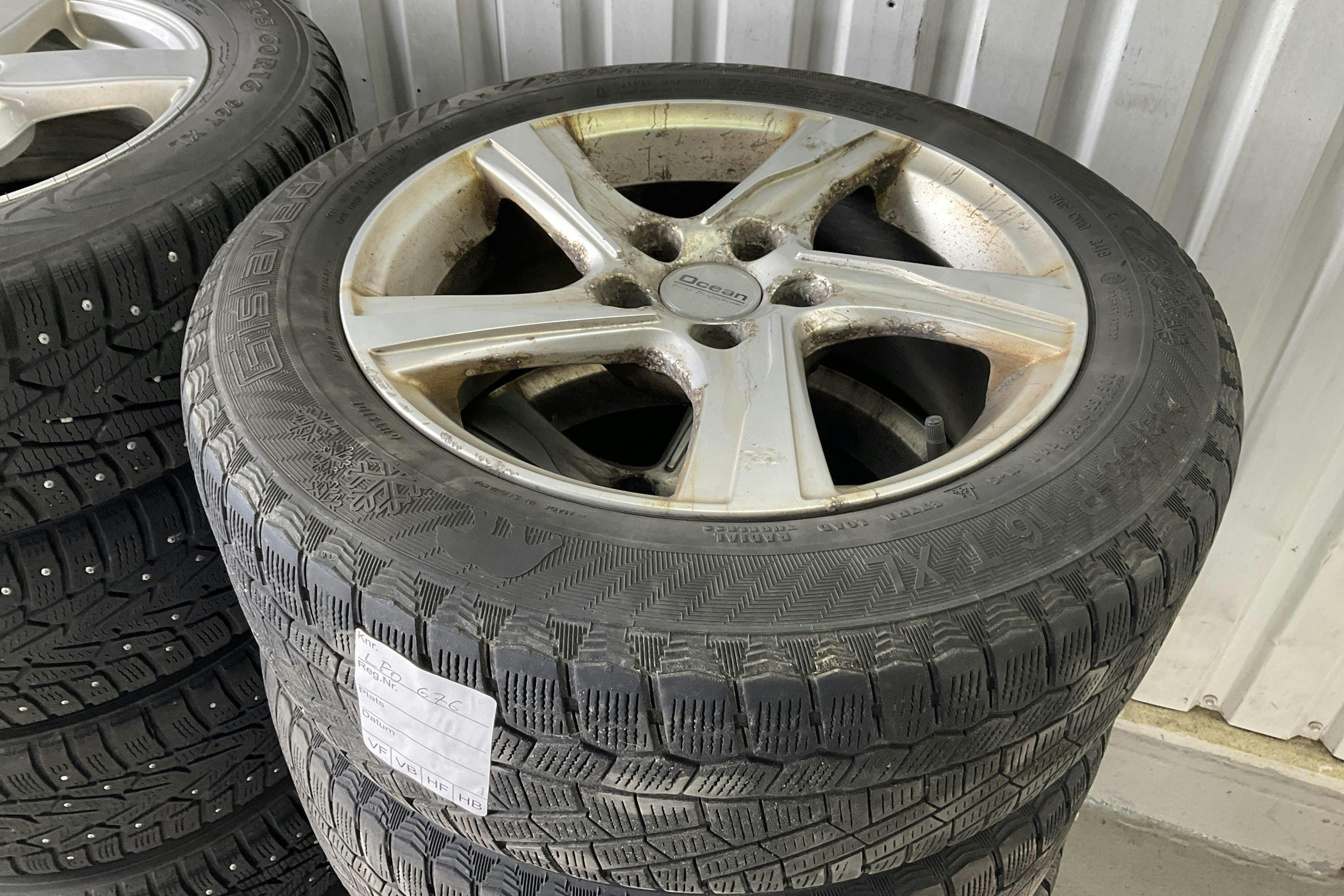 Vehicle Image 14