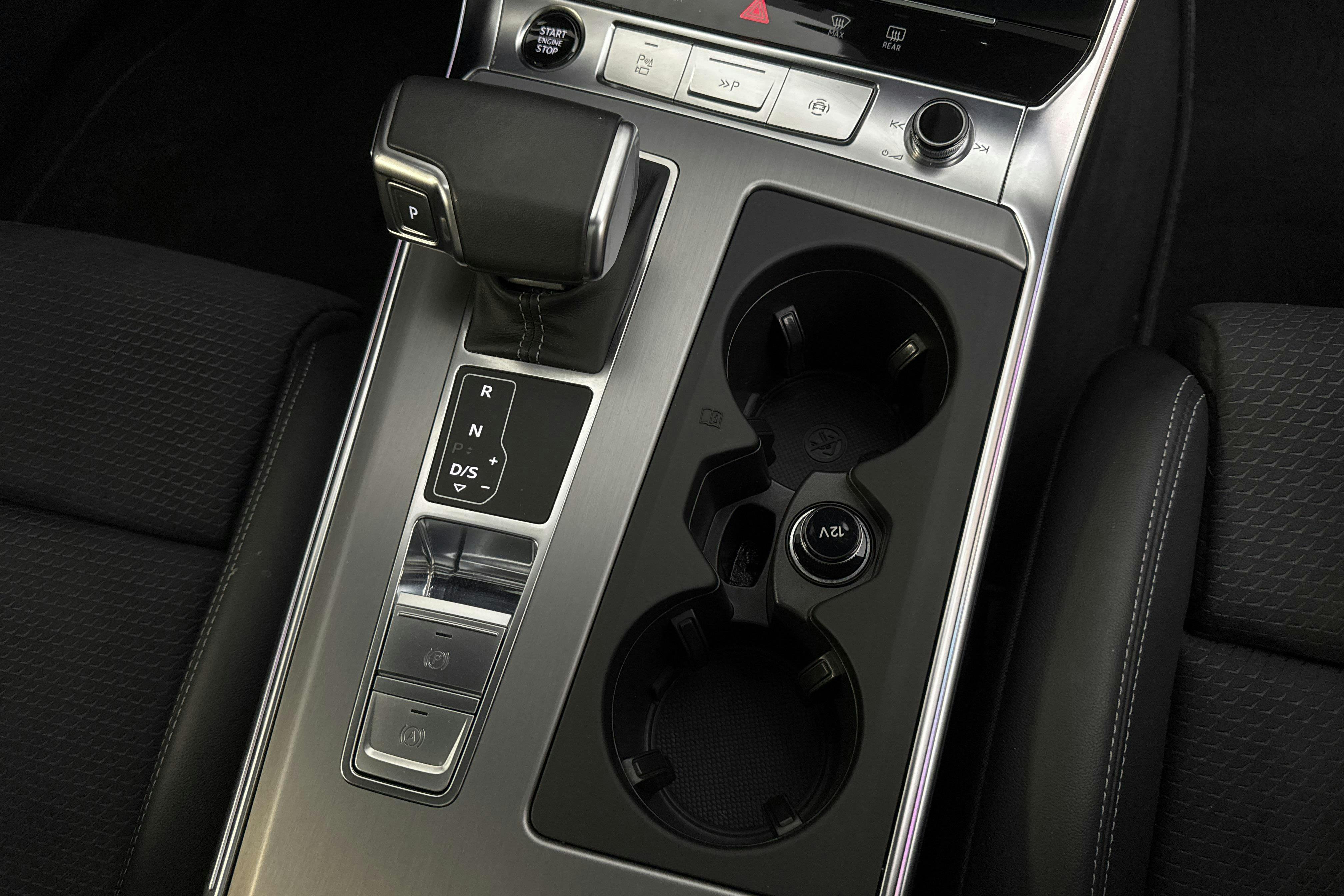 Vehicle Image 15