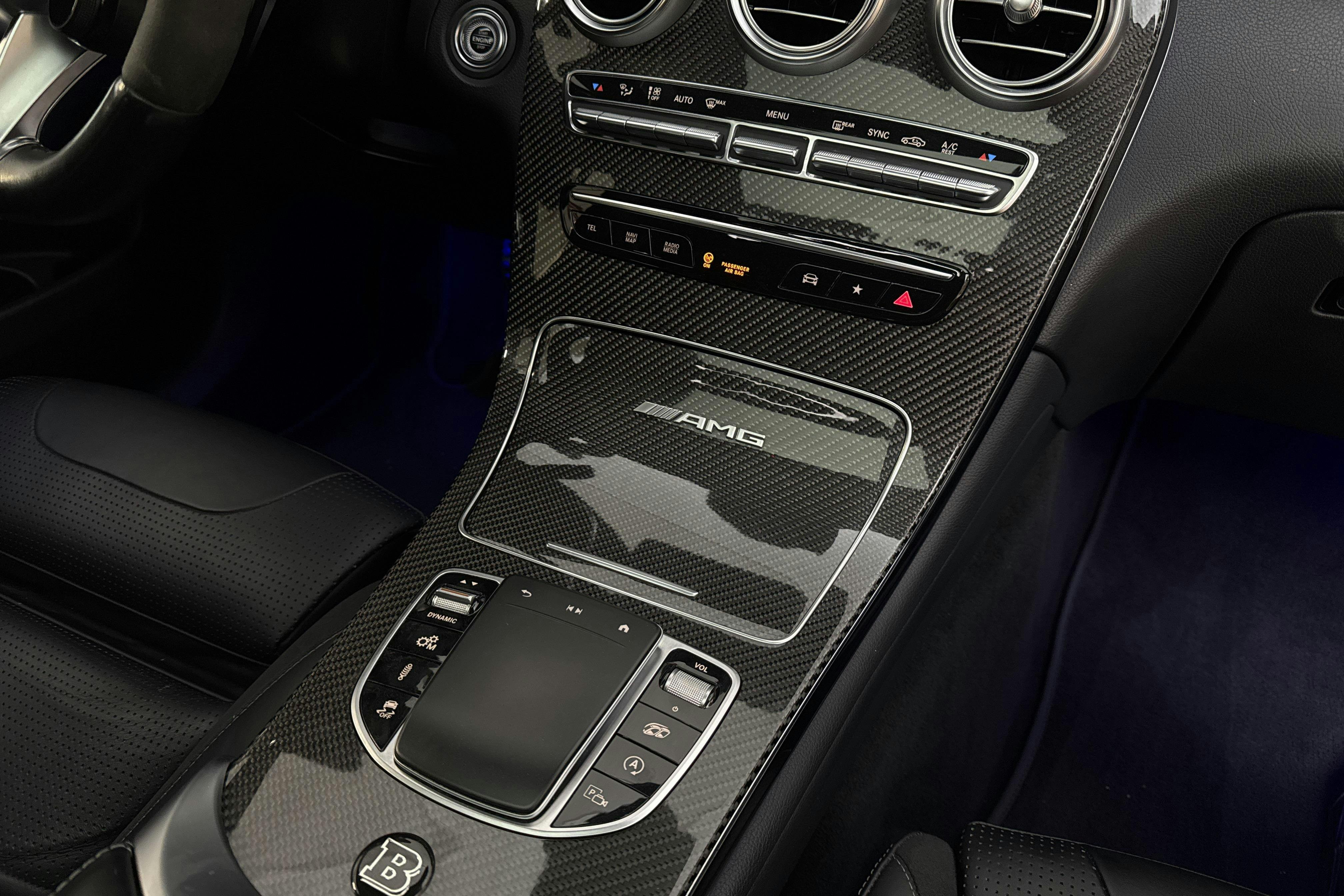 Vehicle Image 15