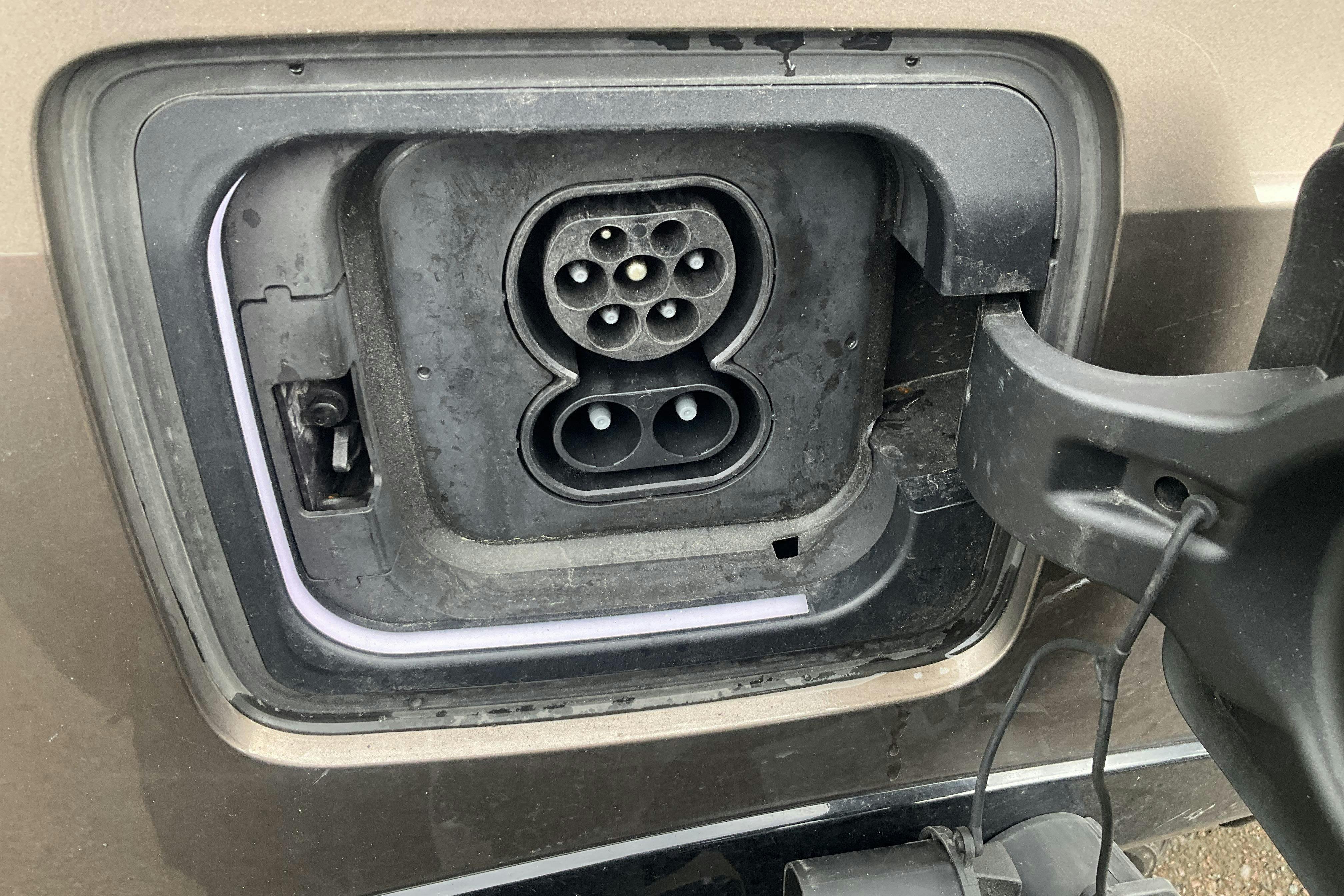 Vehicle Image 15