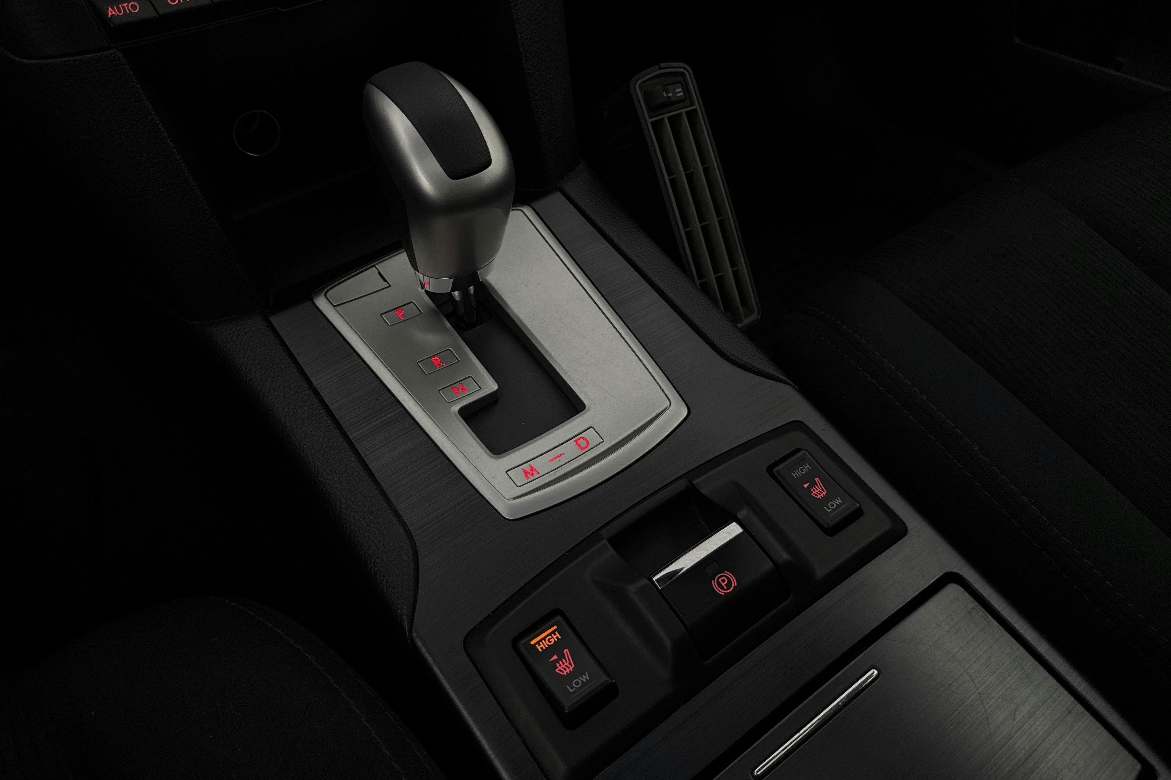Vehicle Image 14