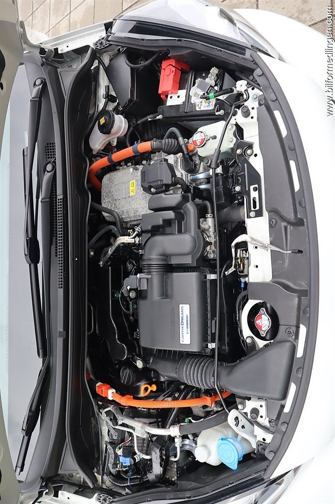 Vehicle Image 13