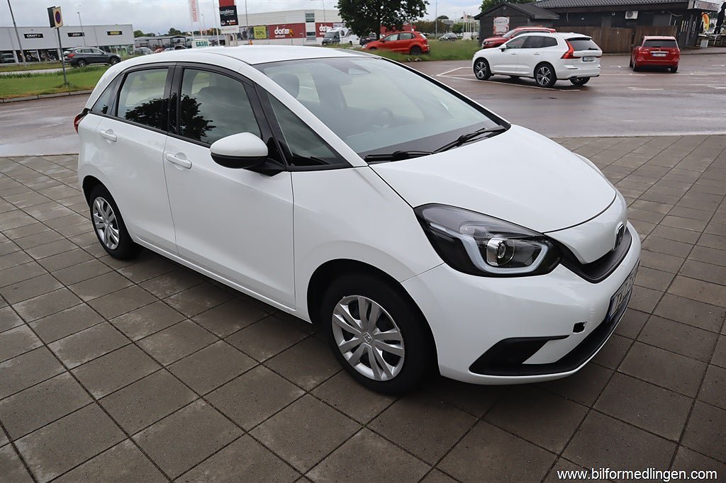 Vehicle Image 15