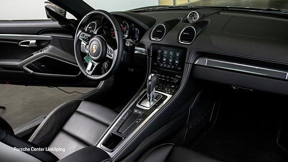Vehicle Image 23