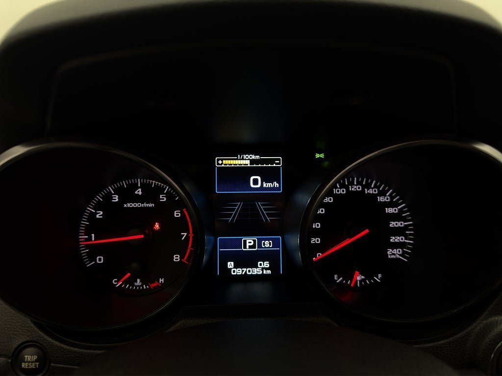 Vehicle Image 16