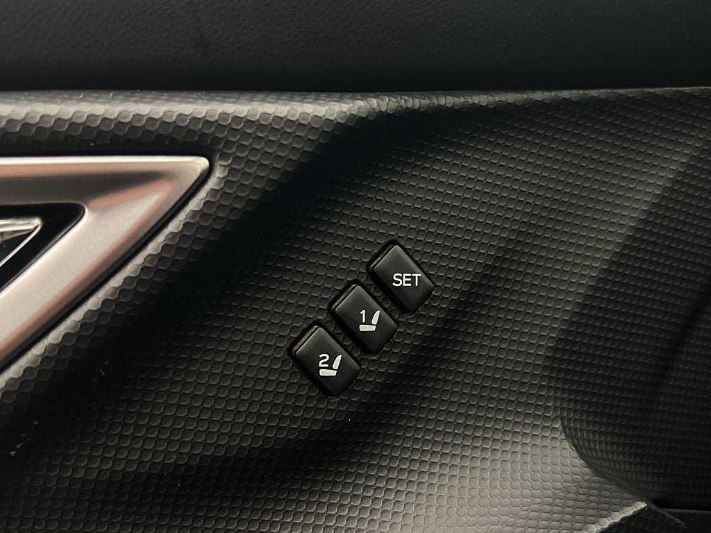 Vehicle Image 27