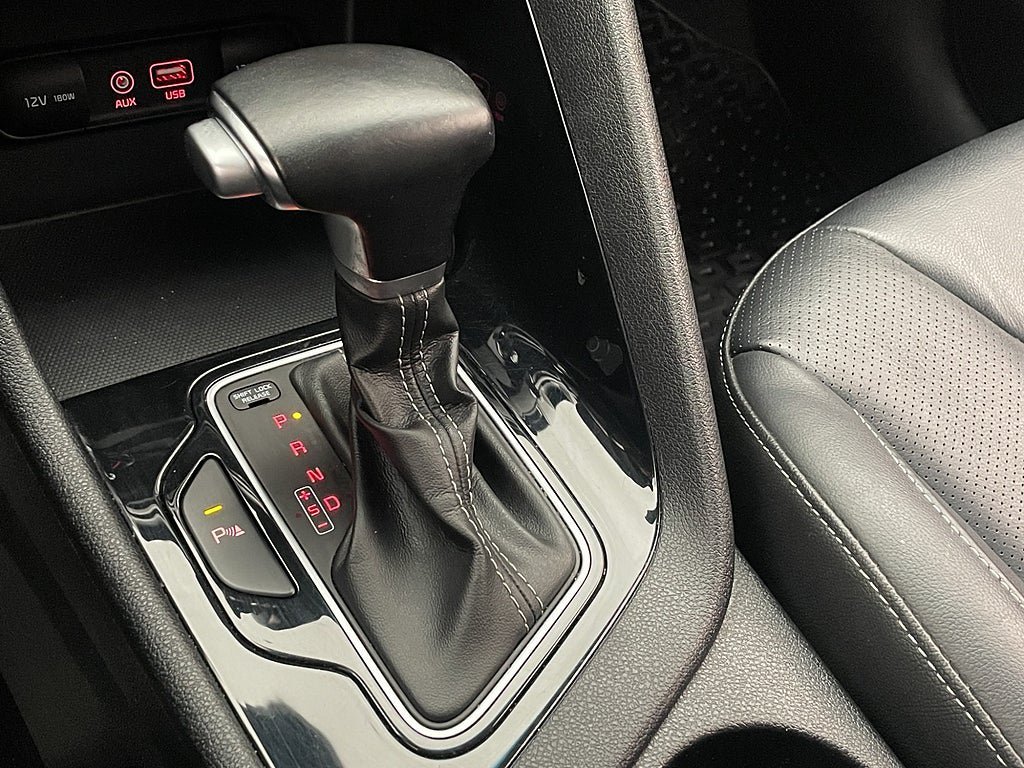 Vehicle Image 22