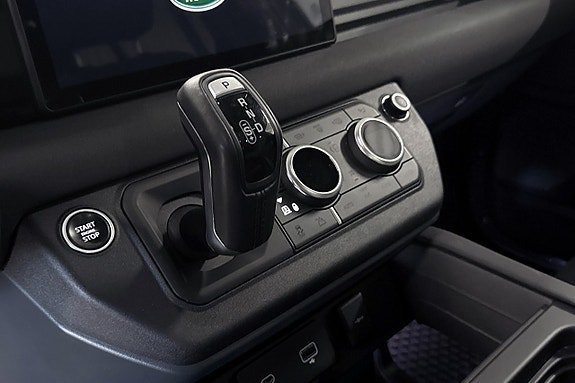 Vehicle Image 28