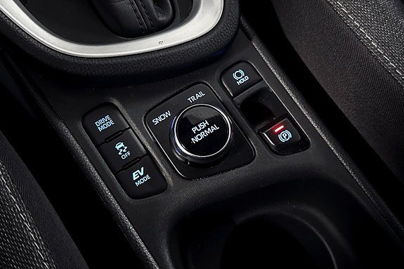 Vehicle Image 26