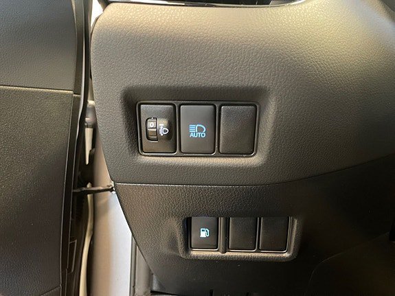 Vehicle Image 26