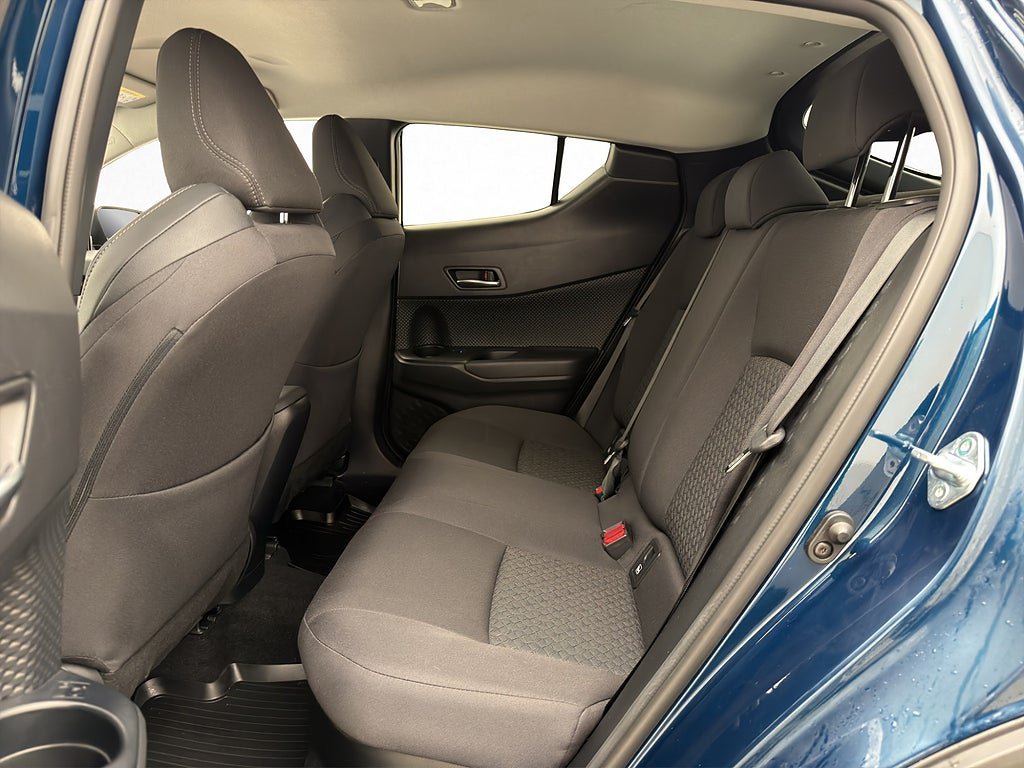 Vehicle Image 15