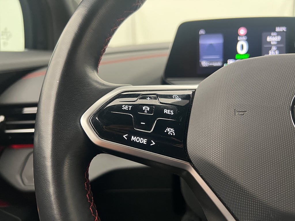Vehicle Image 28