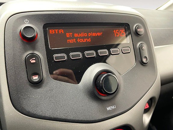 Vehicle Image 18