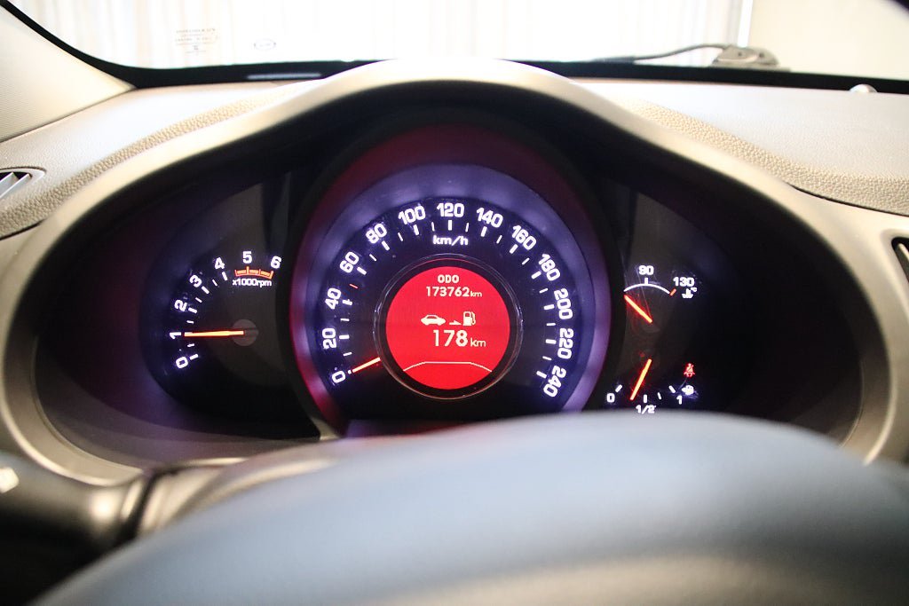 Vehicle Image 11