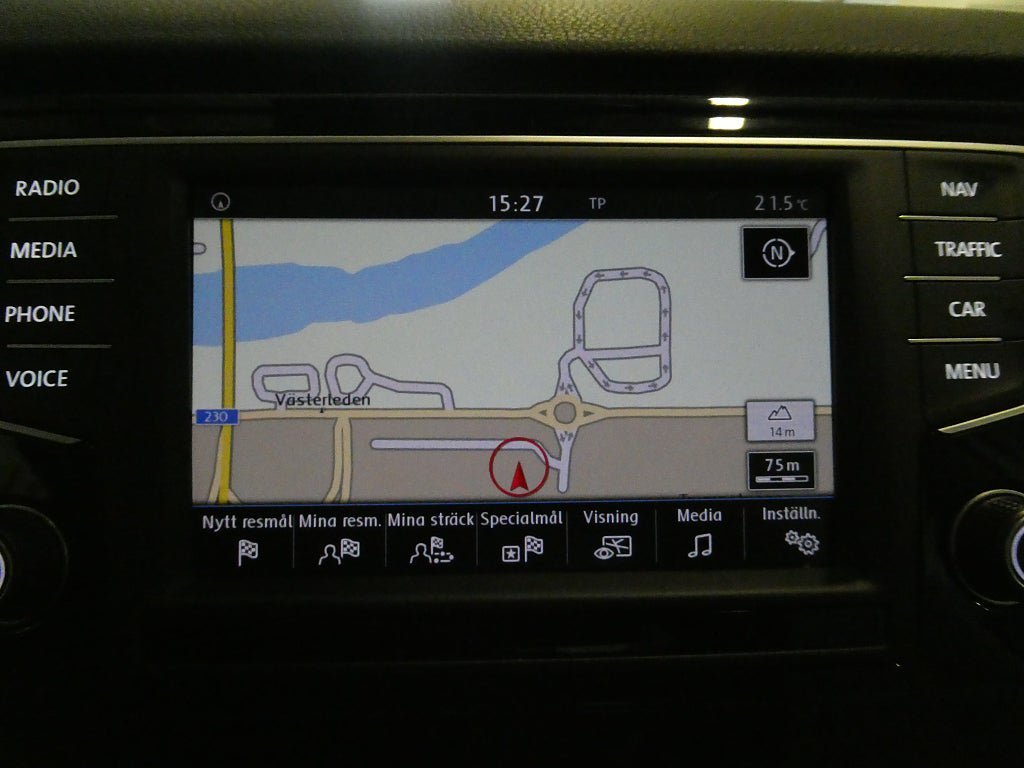 Vehicle Image 17