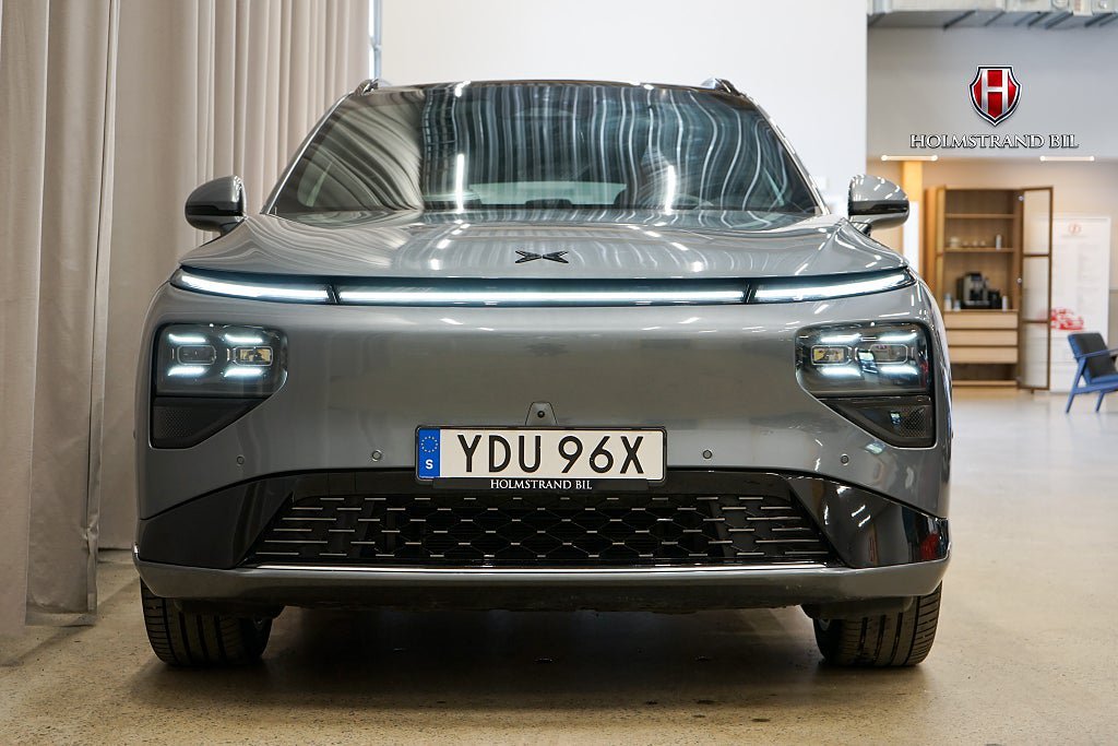 Vehicle Image 7