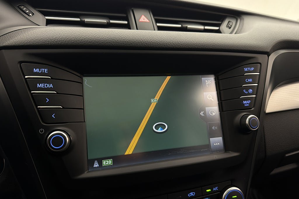 Vehicle Image 18