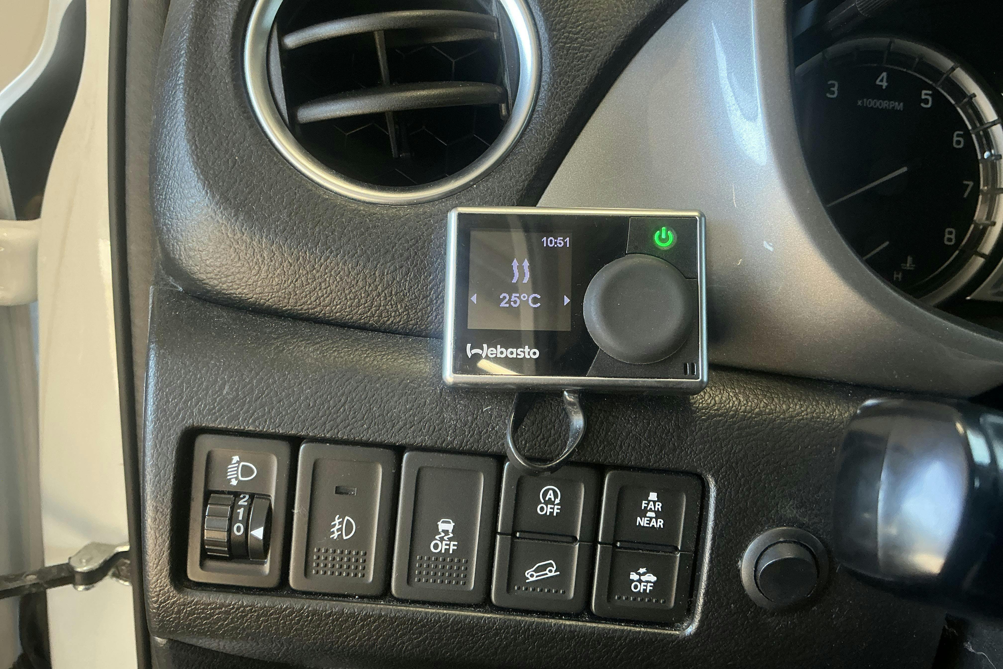 Vehicle Image 13