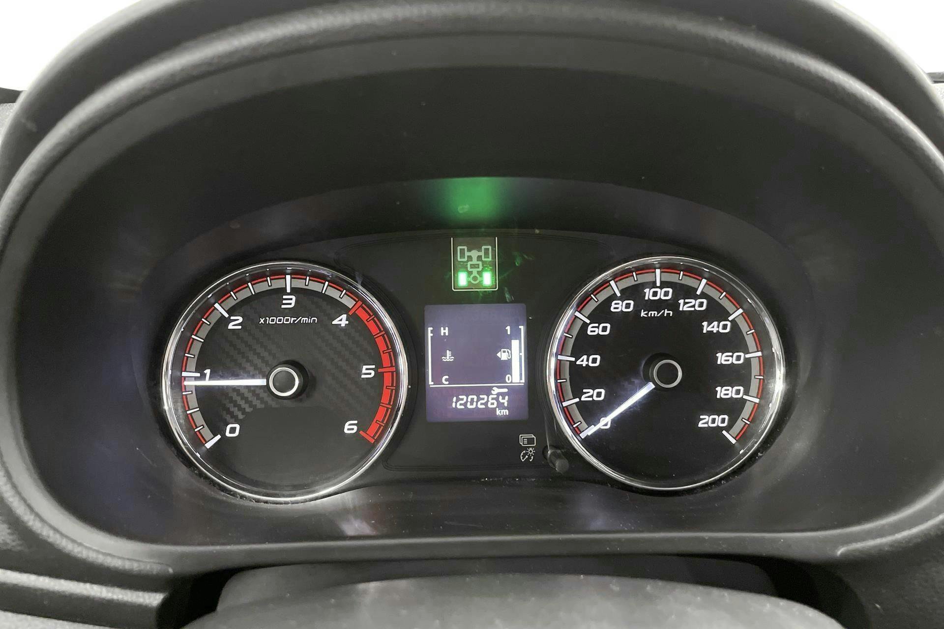 Vehicle Image 10