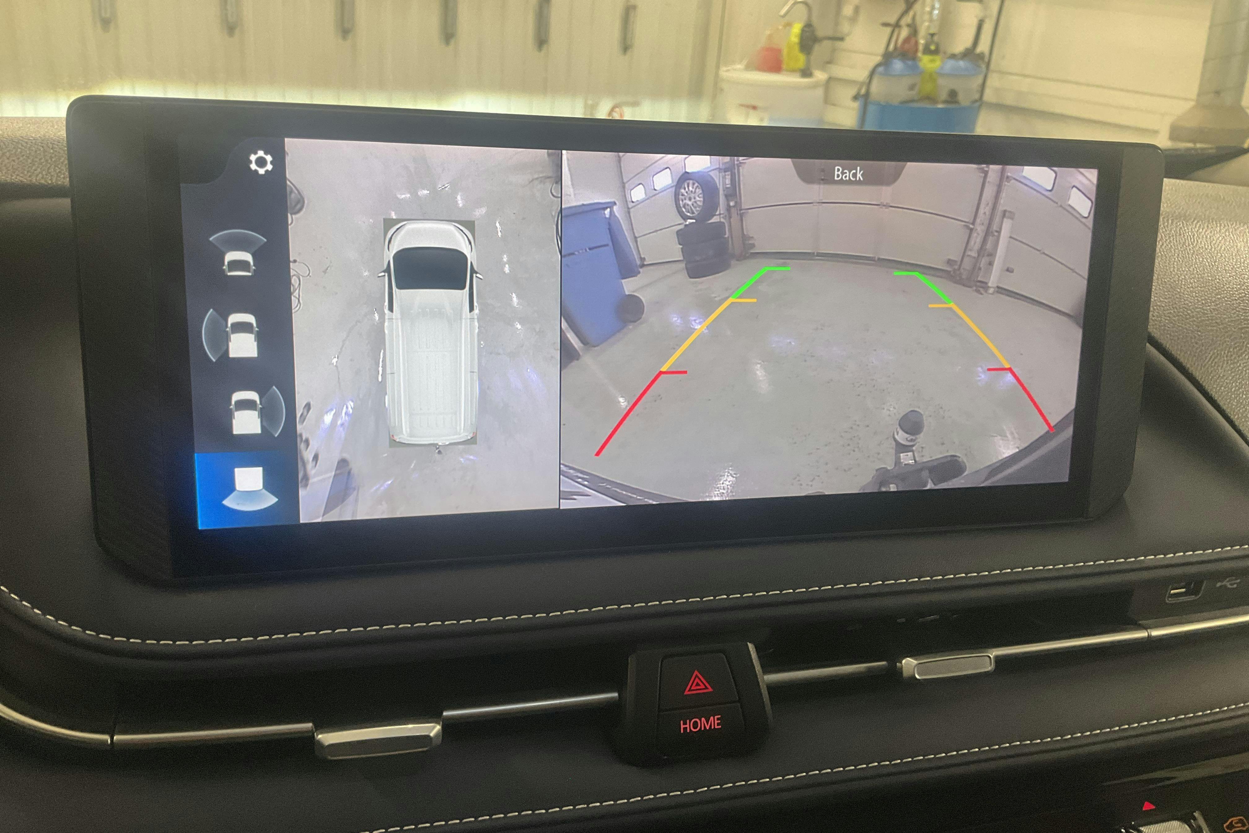 Vehicle Image 11