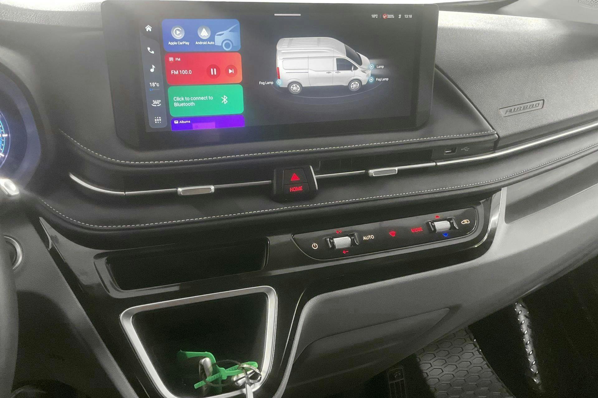 Vehicle Image 13