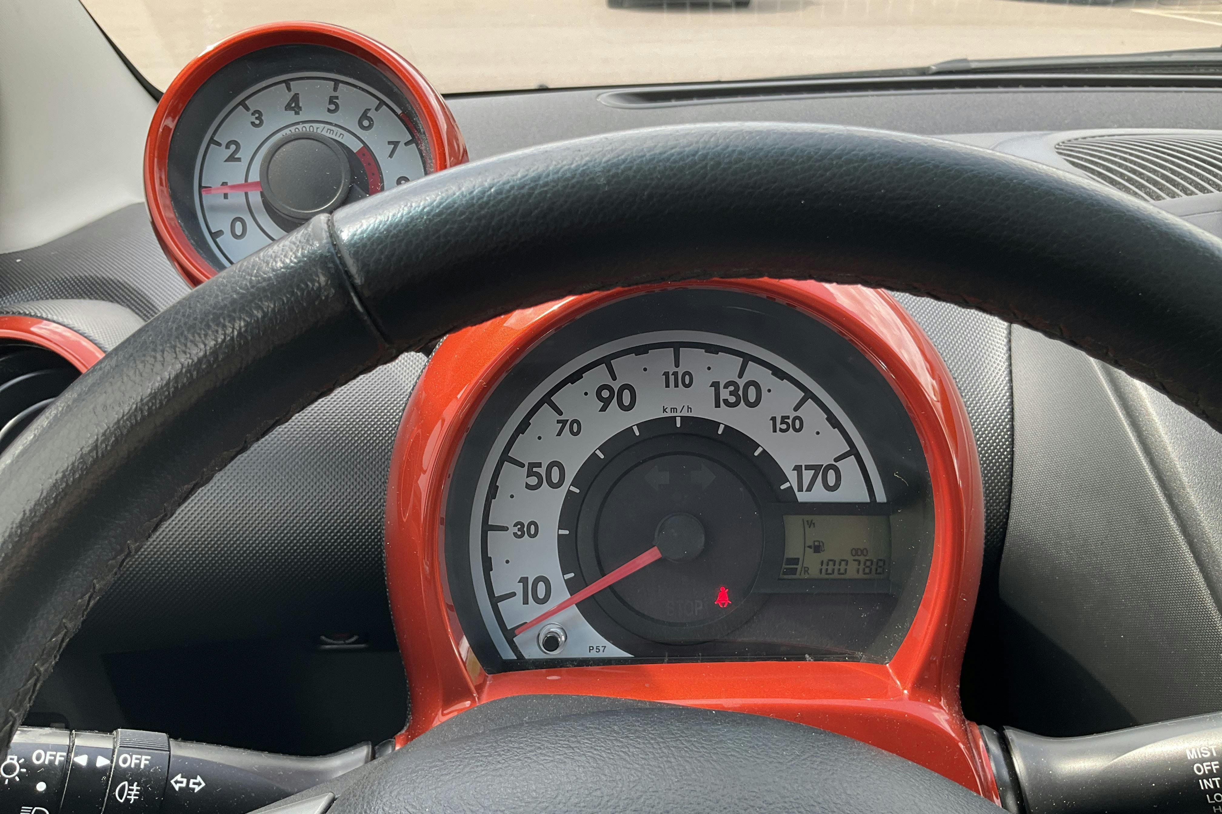 Vehicle Image 10