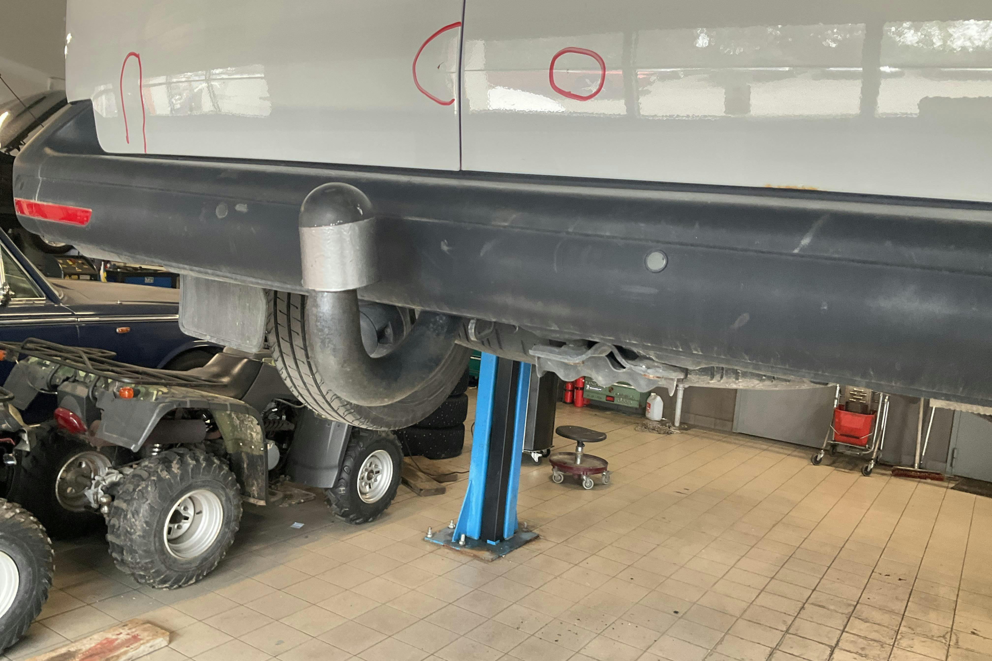 Vehicle Image 11