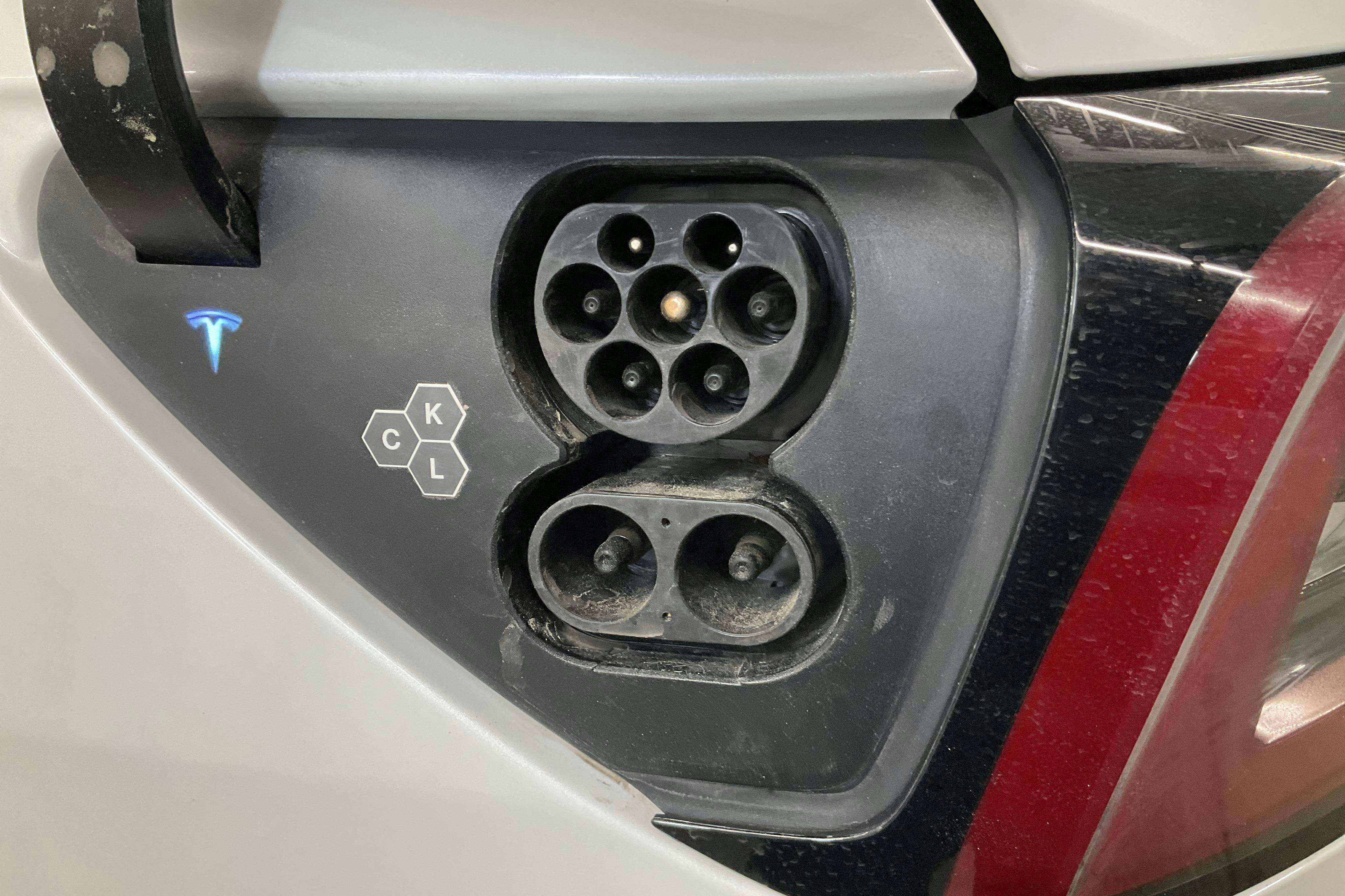 Vehicle Image 17