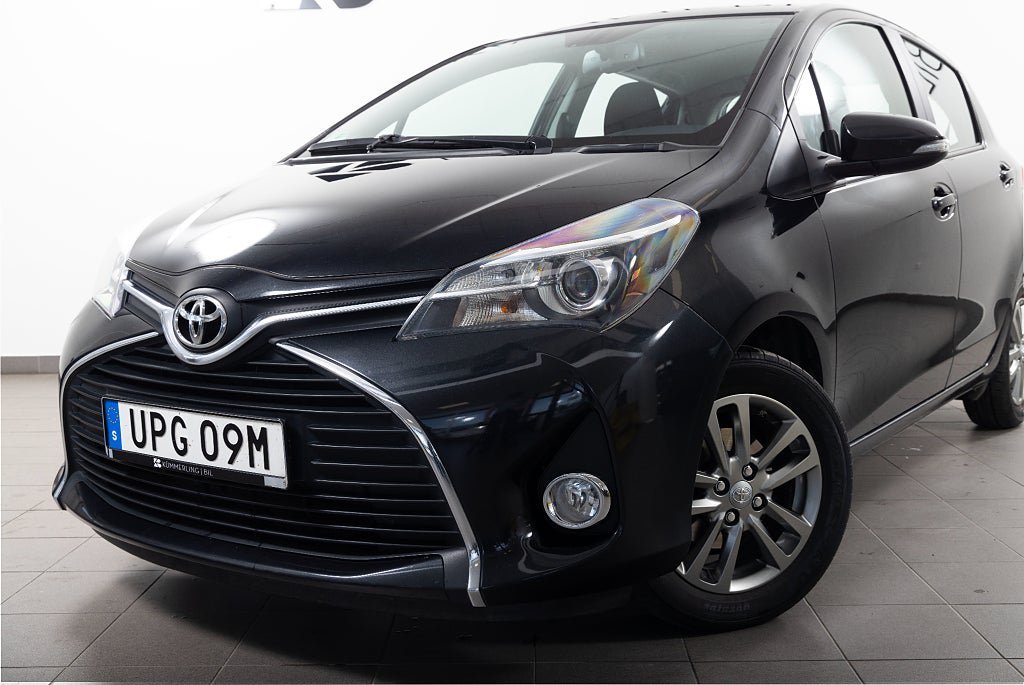 Vehicle Image 10
