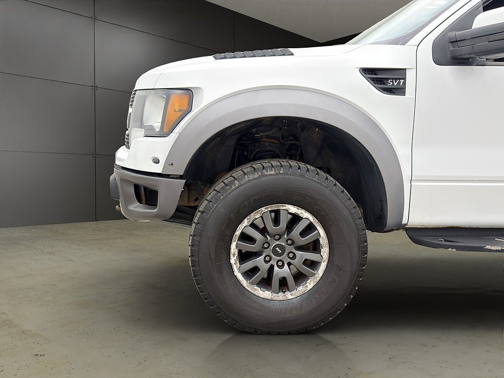 Vehicle Image 30