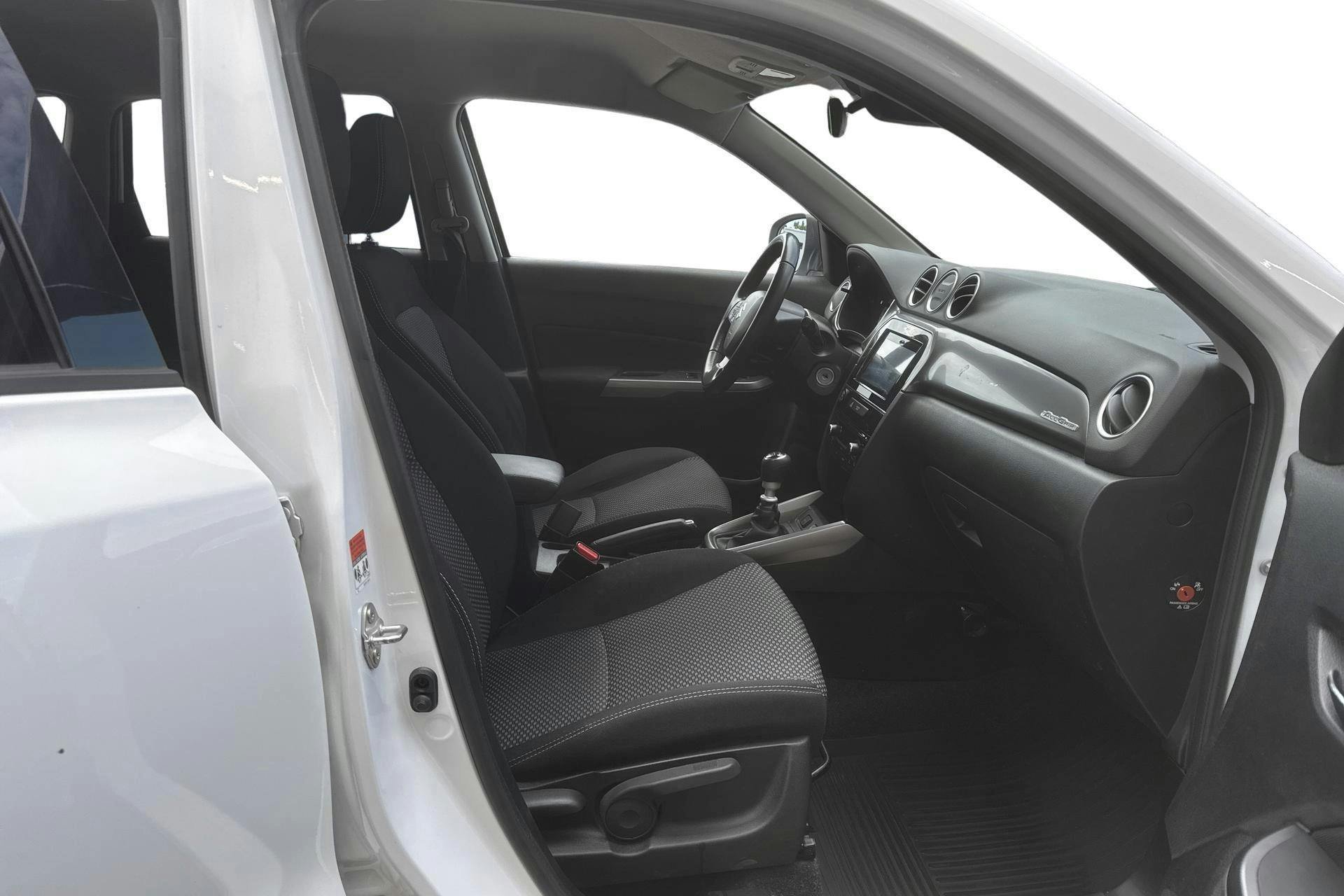 Vehicle Image 7