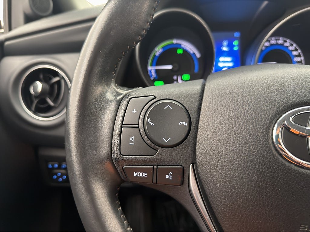 Vehicle Image 14