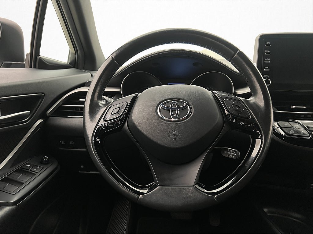 Vehicle Image 12