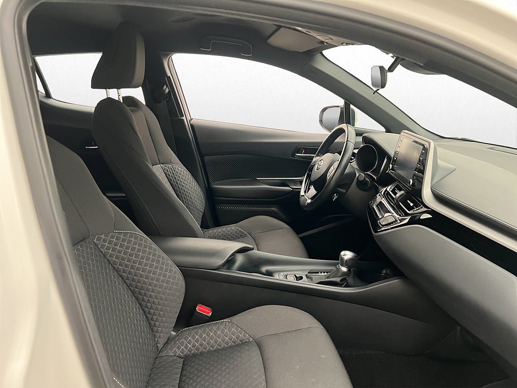 Vehicle Image 22