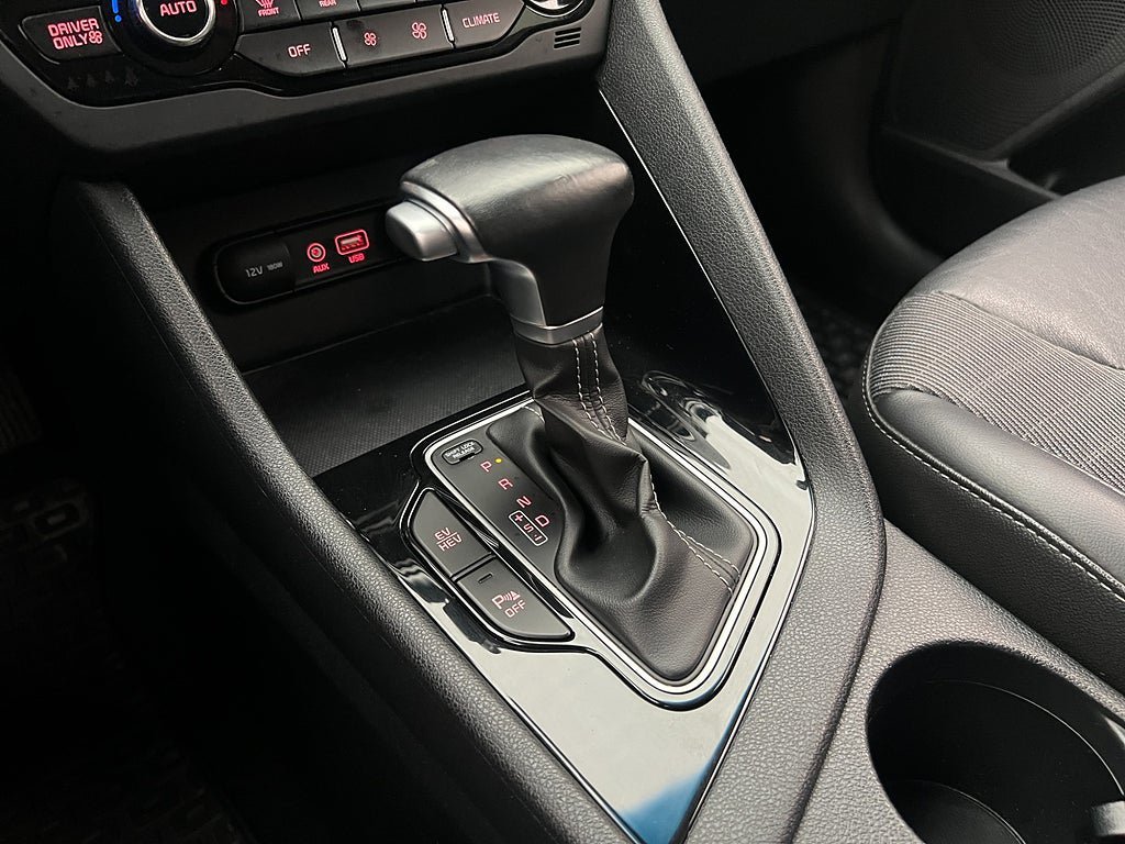 Vehicle Image 23
