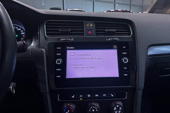 Vehicle Image 17