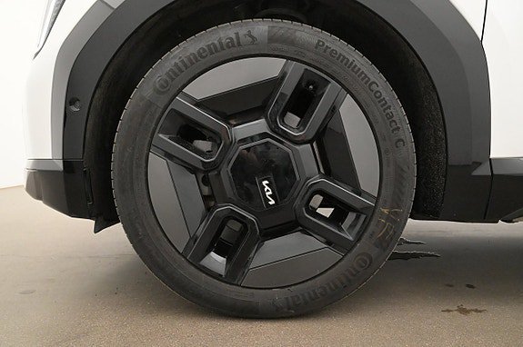 Vehicle Image 27