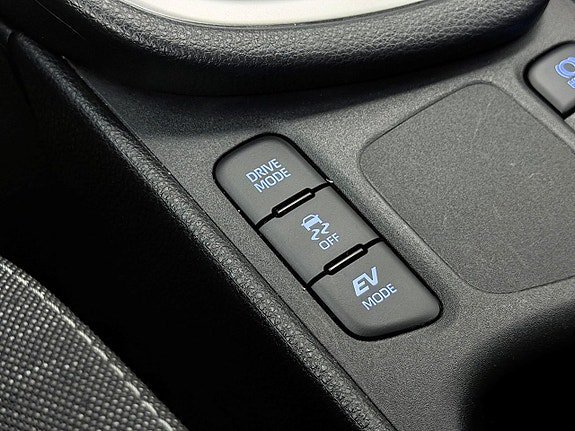 Vehicle Image 24
