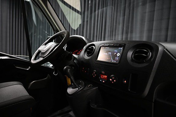 Vehicle Image 34